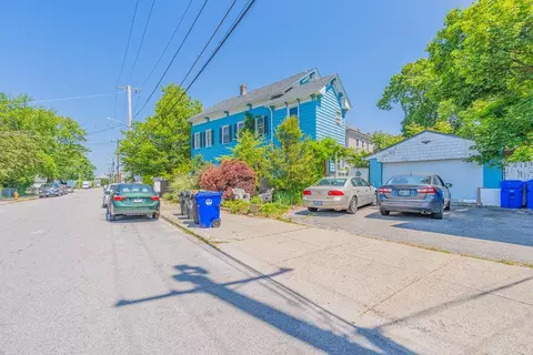 1 Worth St, Central Falls, RI 02863