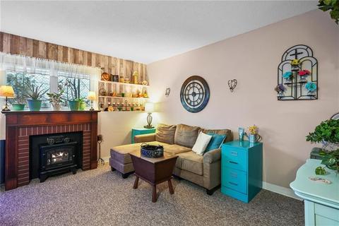 728 Beverage Hill Ave #7, Pawtucket, RI 02861