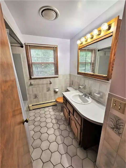 2330 Diamond Hill Rd, Woonsocket, RI 02895 photo 9
