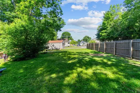 122 Read Ave, Coventry, RI 02816 photo 27