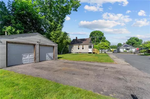 122 Read Ave, Coventry, RI 02816 photo 28