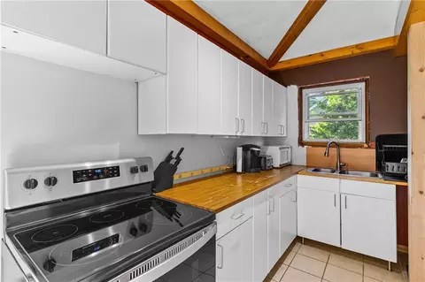 122 Read Ave, Coventry, RI 02816 photo 14