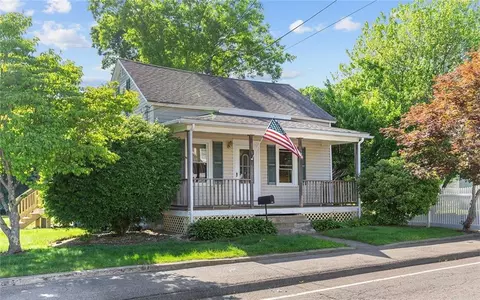 122 Read Ave, Coventry, RI 02816 photo 25