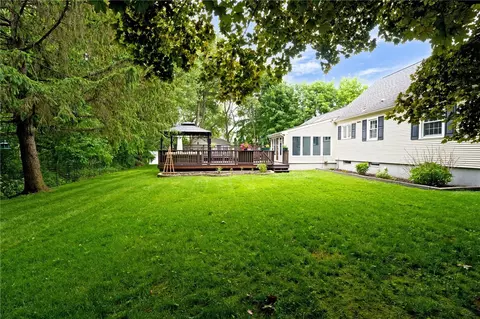 155 Kiwanee Rd, Warwick, RI 02888 photo 21
