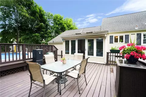155 Kiwanee Rd, Warwick, RI 02888 photo 20