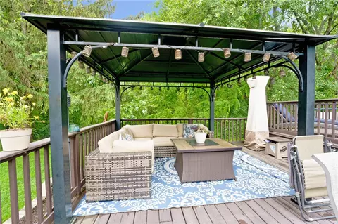 155 Kiwanee Rd, Warwick, RI 02888 photo 18