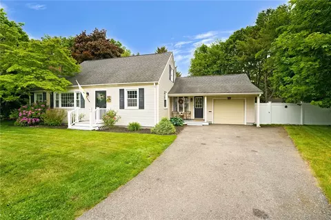 155 Kiwanee Rd, Warwick, RI 02888 photo 22