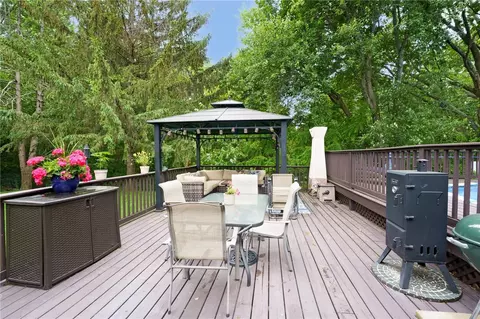 155 Kiwanee Rd, Warwick, RI 02888 photo 17
