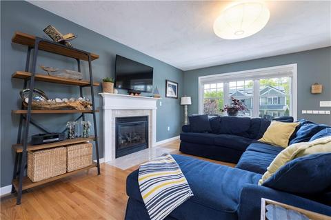 27 Coastwind Dr, Westerly, RI 02891 photo 6