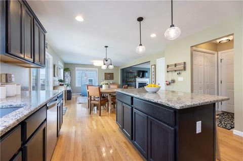 27 Coastwind Dr, Westerly, RI 02891 photo 16