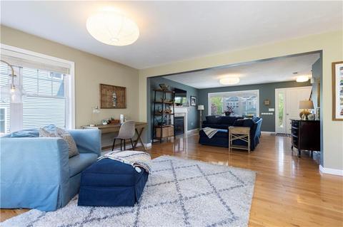 27 Coastwind Dr, Westerly, RI 02891 photo 8
