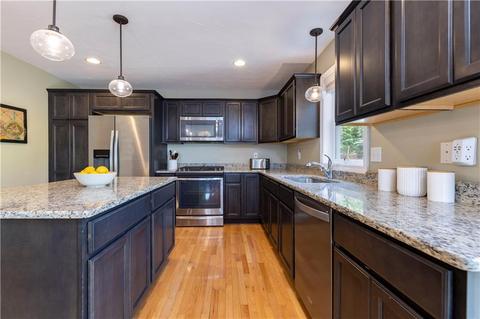 27 Coastwind Dr, Westerly, RI 02891 photo 13