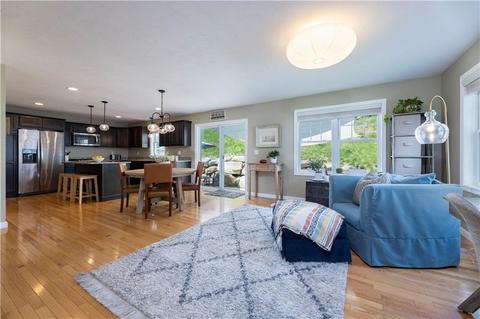 27 Coastwind Dr, Westerly, RI 02891 photo 10