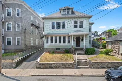 116 Dulude Ave, Woonsocket, RI 02895