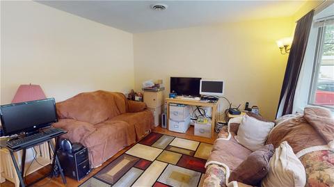 103 Madeleine Ave, Woonsocket, RI 02895 photo 9