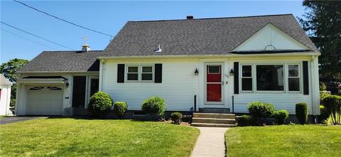 58 Ridge St, Woonsocket, RI 02895 photo 1