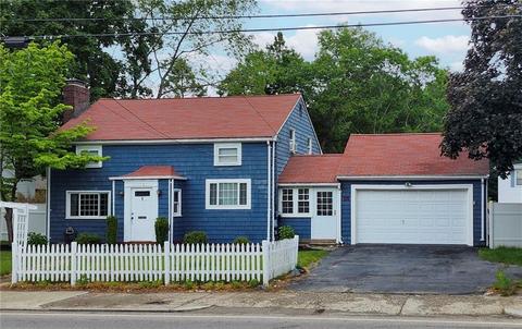 176 Holden St, Attleboro, MA 02703