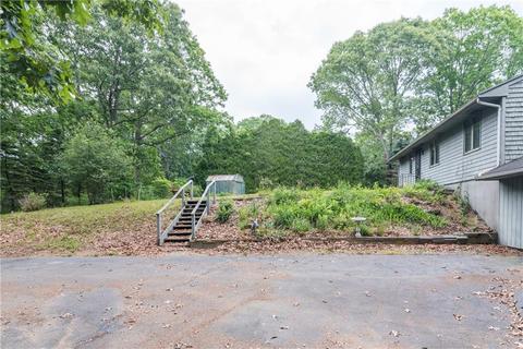 13 Valley Dr, Westerly, RI 02891 photo 5