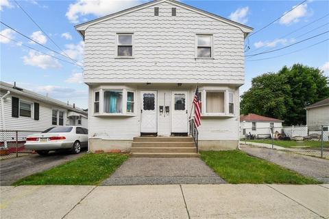 101 Brush Hill Rd, Providence, RI 02909