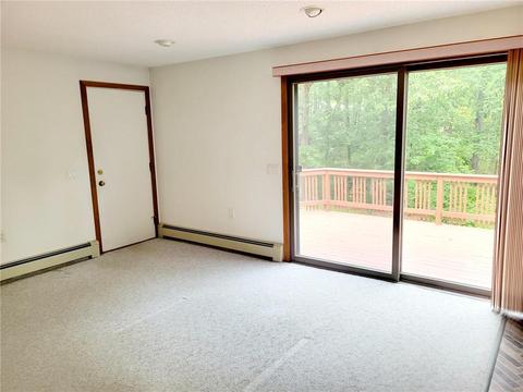 22 Hickory Ln, Westerly, RI 02891 photo 11
