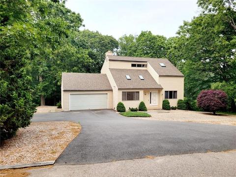 22 Hickory Ln, Westerly, RI 02891 photo 1