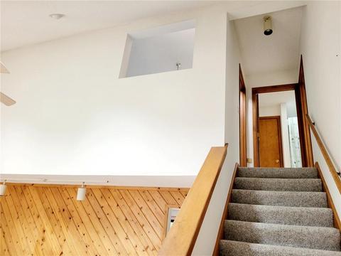 22 Hickory Ln, Westerly, RI 02891 photo 9