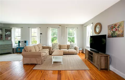 23 Harding Ave, Warren, RI 02885 photo 11