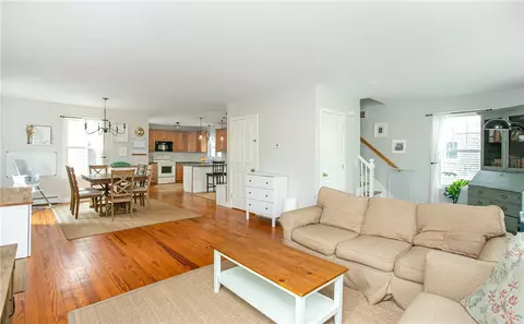 23 Harding Ave, Warren, RI 02885 photo 6