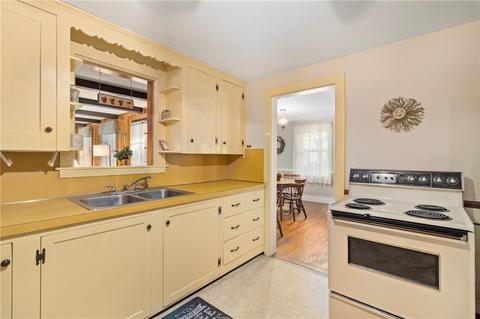 1 Amanda Ct, Warwick, RI 02889 photo 14