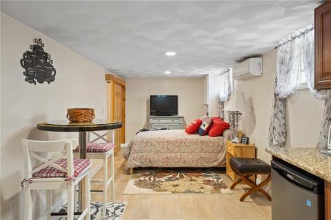 76 Harmon Ave, Cranston, RI 02910 photo 27