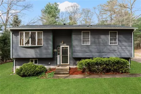 41 Tall Timbers Dr, Richmond, RI 02832