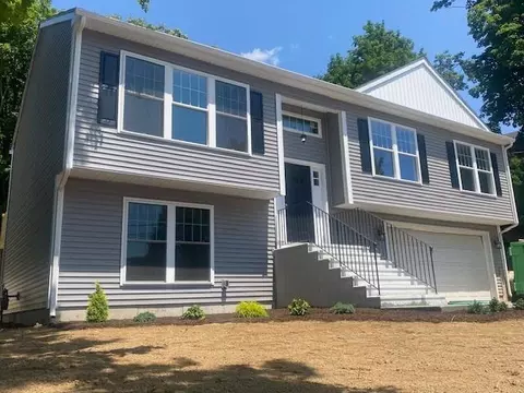40 Highland St, West Warwick, RI 02893