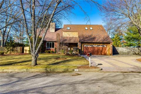 29 Sugar Maple Dr, Coventry, RI 02816 photo 2
