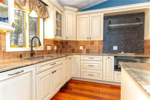 29 Sugar Maple Dr, Coventry, RI 02816 photo 7