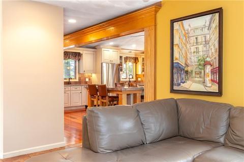 29 Sugar Maple Dr, Coventry, RI 02816 photo 18