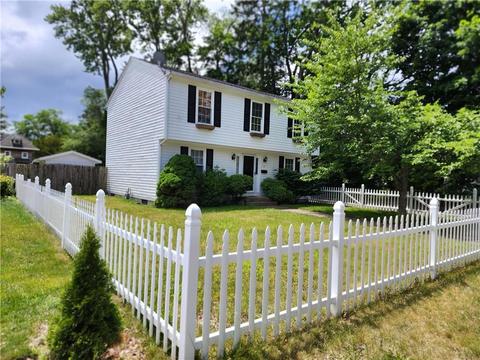 34 Chaffee St, East Providence, RI 02916