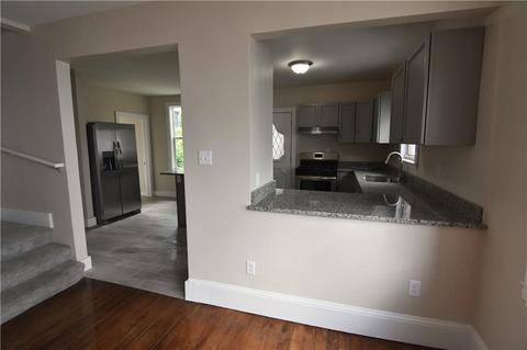 555 Providence St, Woonsocket, RI 02895 photo 7
