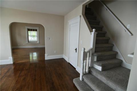 555 Providence St, Woonsocket, RI 02895 photo 8