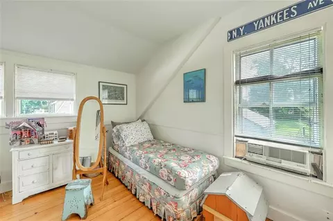 928 Main St, Warren, RI 02885 photo 18