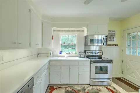 928 Main St, Warren, RI 02885 photo 12