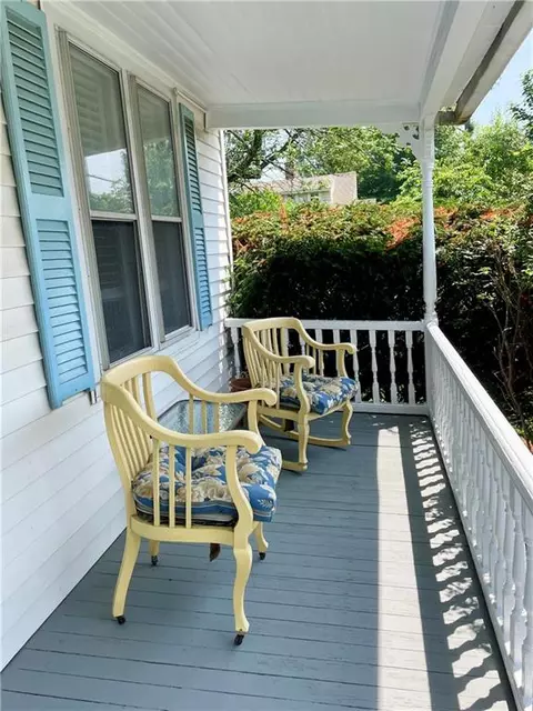 928 Main St, Warren, RI 02885 photo 3
