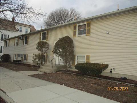 441 Smithfield Ave #5, Pawtucket, RI 02860
