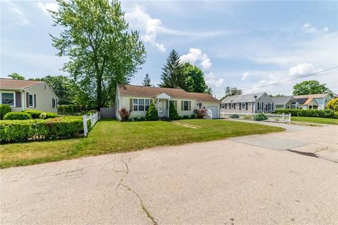 32 Stanmore Rd, Warwick, RI 02889 photo 2