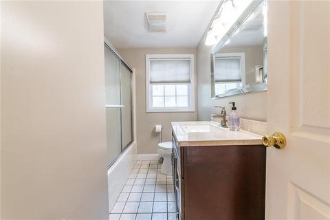 32 Stanmore Rd, Warwick, RI 02889 photo 12