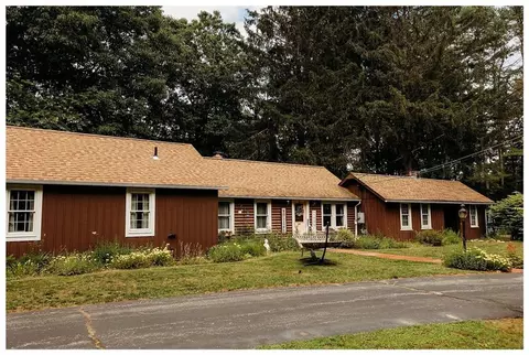 176 Arcadia Rd, Hopkinton, RI 02832