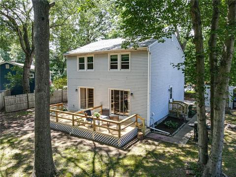 3 Lyndale Ave, Warwick, RI 02889 photo 2
