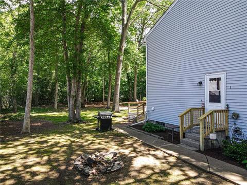 3 Lyndale Ave, Warwick, RI 02889 photo 4