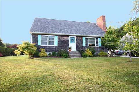 96 Lucy Ave, Tiverton, RI 02878