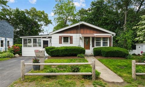 573 Third Ave, Woonsocket, RI 02895 photo 1