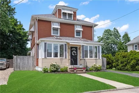 29 River St, Cranston, RI 02905